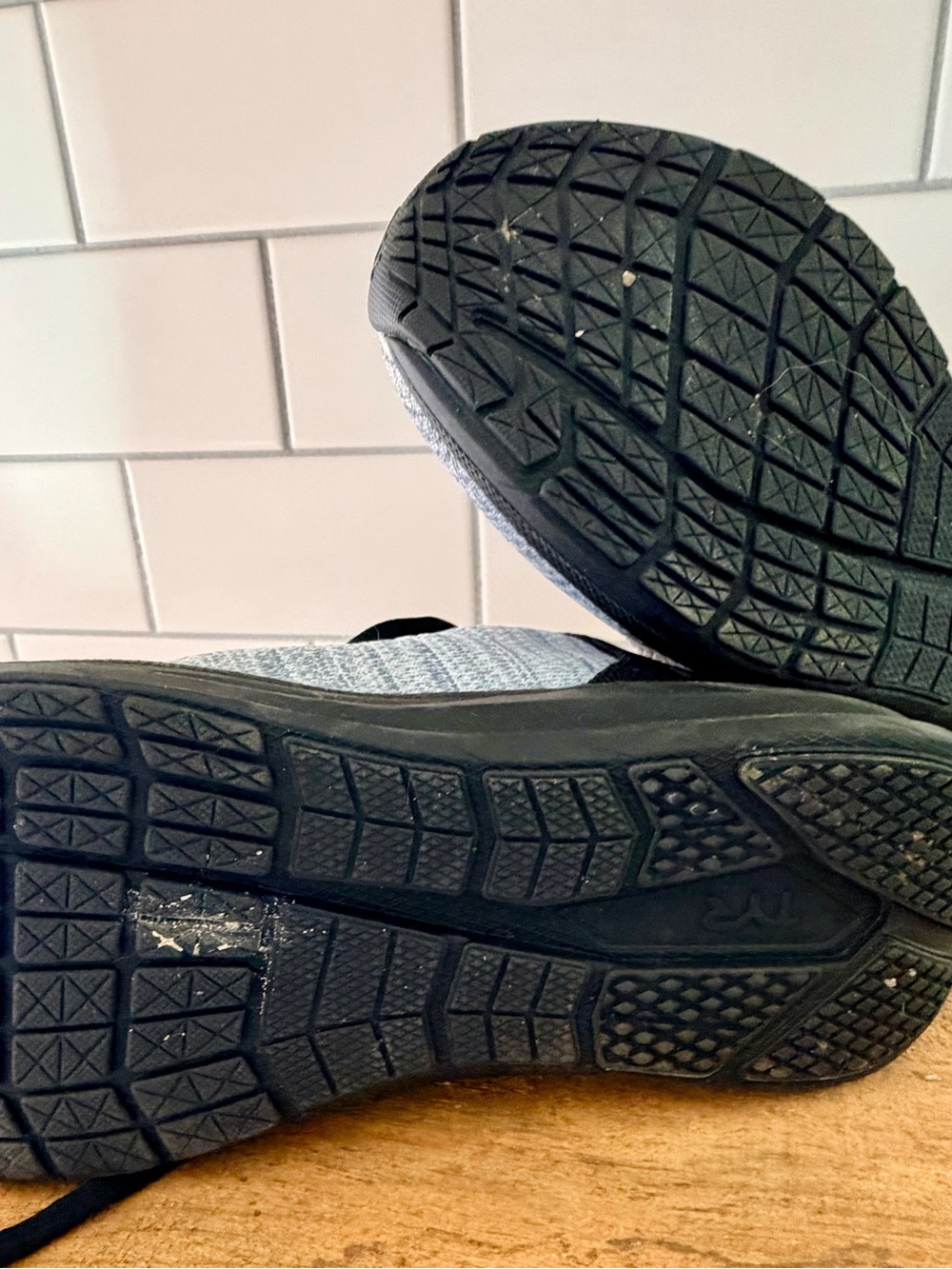 TYR Gray Knit Women’s Sneakers with Black Accents - Picture 3 of 5